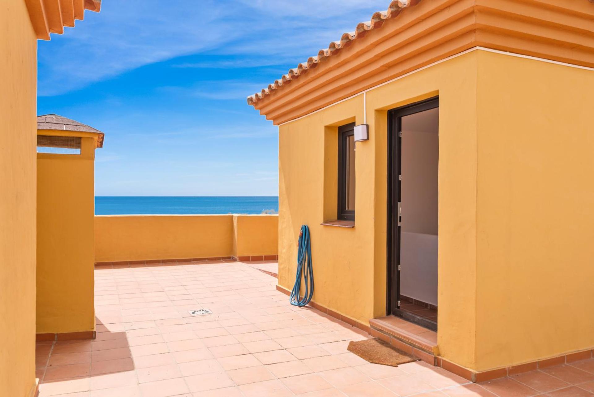 Sky And Sea Estepona Penthouse 外观 照片