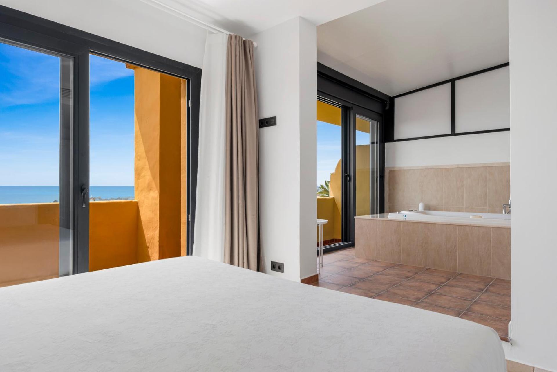 Sky And Sea Estepona Penthouse 外观 照片